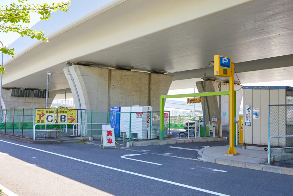 駐車場Bの入り口
